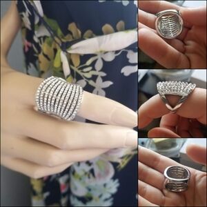 Elegant Silver Women's Ring